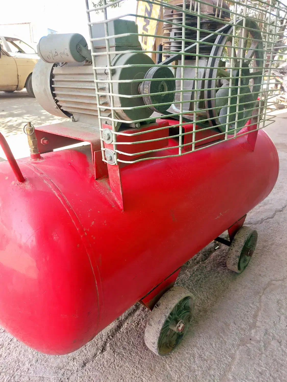 پمپ باد ۲۵۰ کدخدایی|ابزارآلات|اصفهان, ارداجی|دیوار