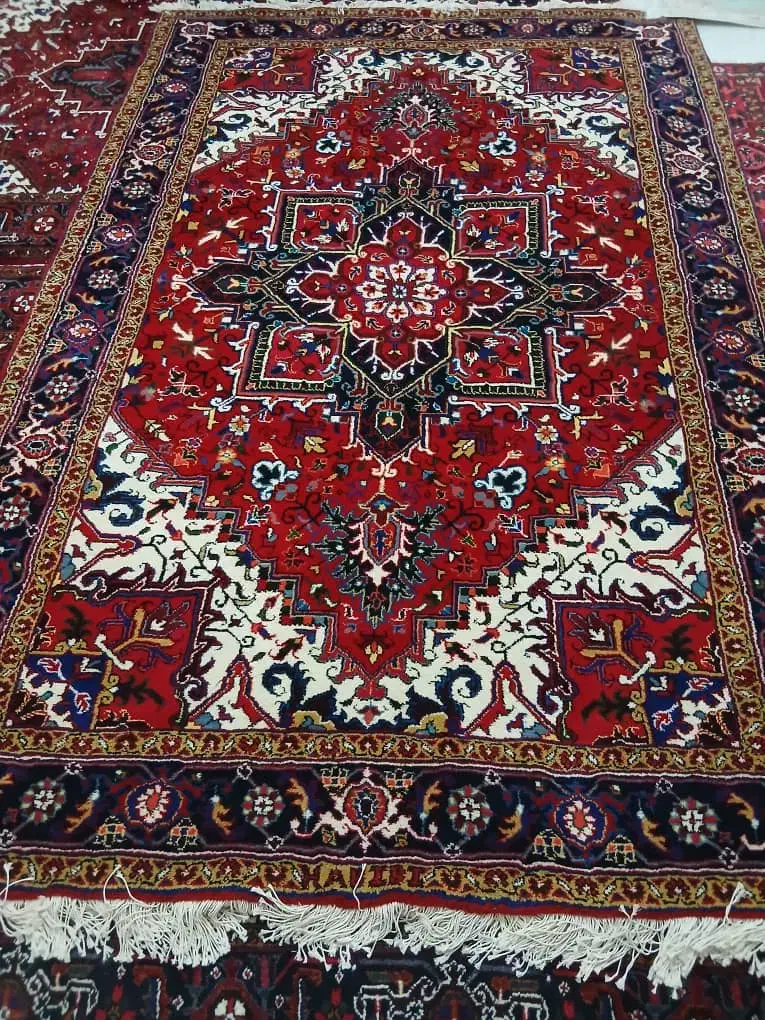 ۳ عدد فرش دستباف هریس طرح تاجری|فرش|سهند, |دیوار