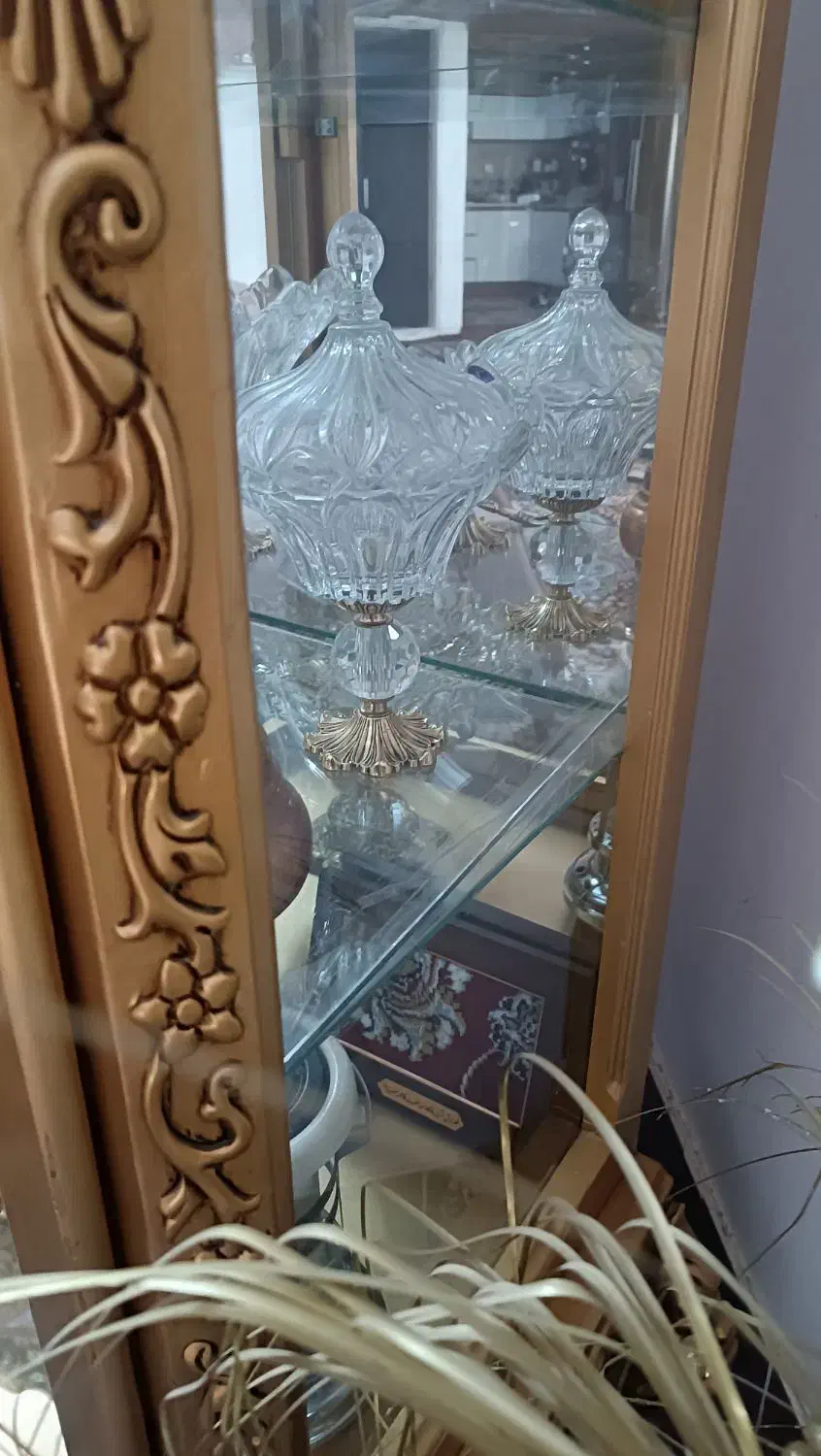 ویترین تمام چوب|بوفه، ویترین، کنسول|قم, علی آباد سعدگان|دیوار