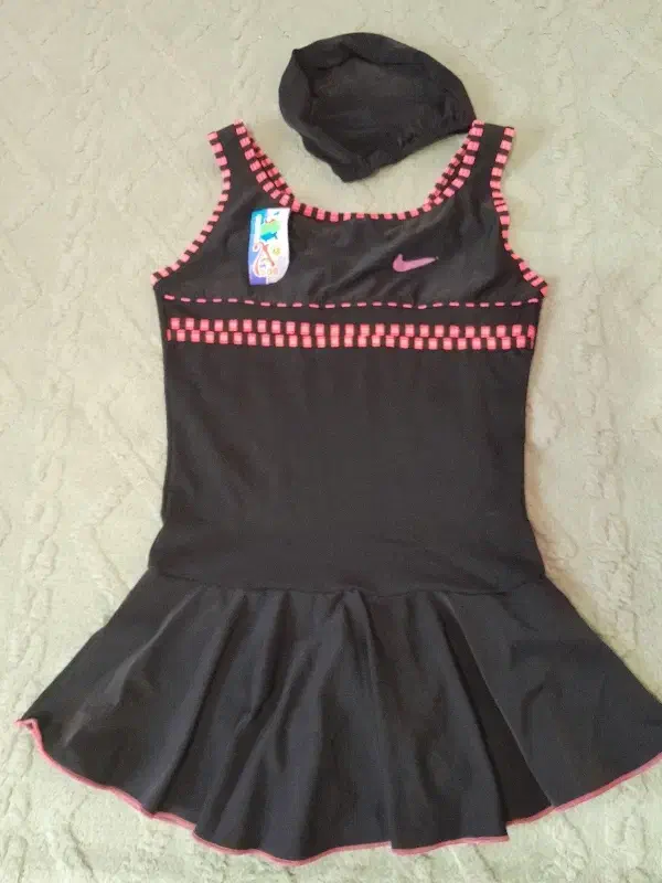 مایو زنانه سایز۴۲،کاملا نو|غواصی و ورزشهای آبی|بیرجند, |دیوار