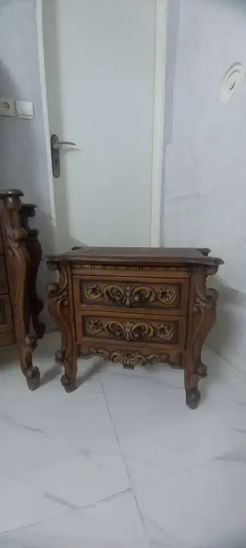 میزآرایش سه کشو منوت کاری شده چوب راش|تخت و سرویس خواب|تهران, دولاب|دیوار