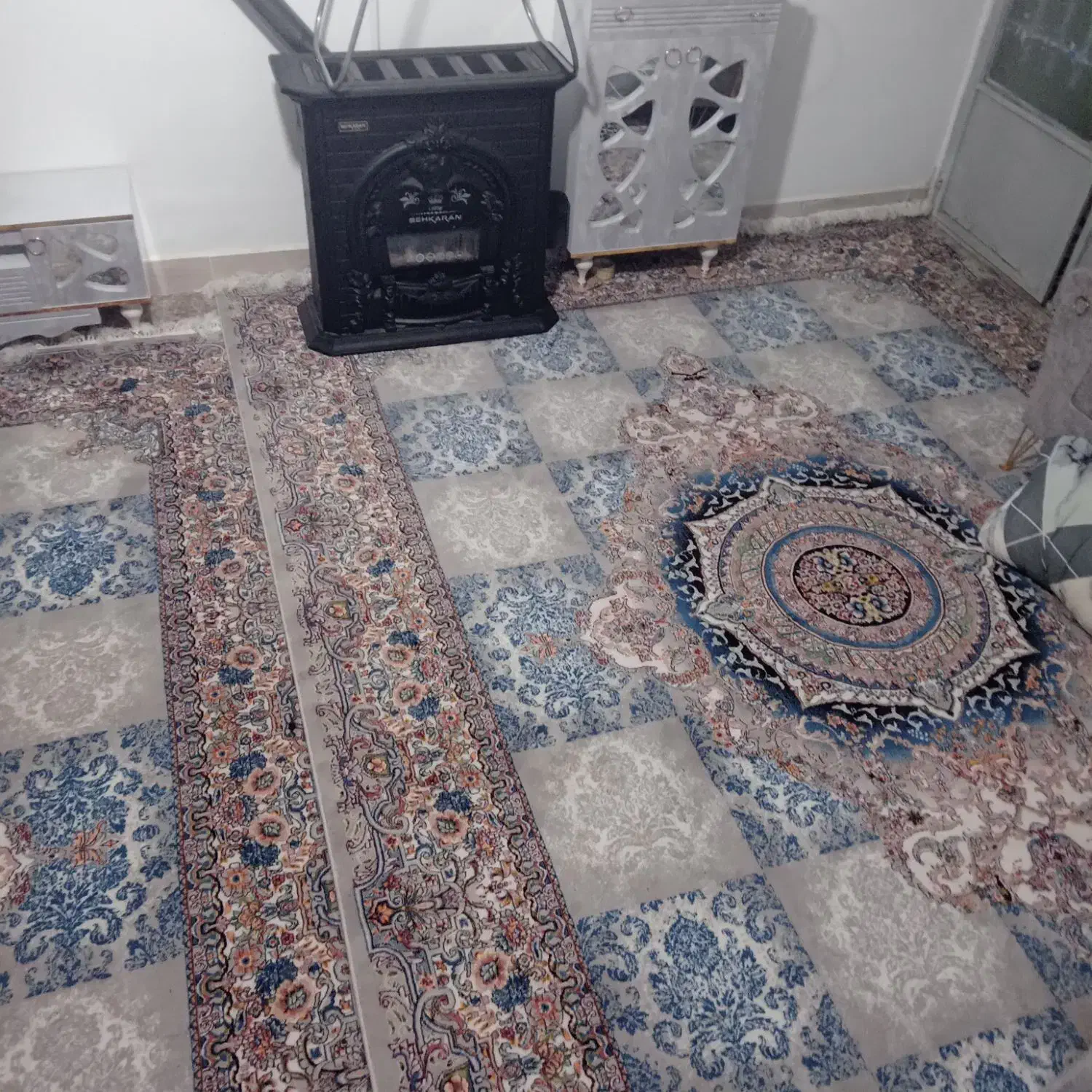 فرش|فرش|مشهد, میان ولایت|دیوار