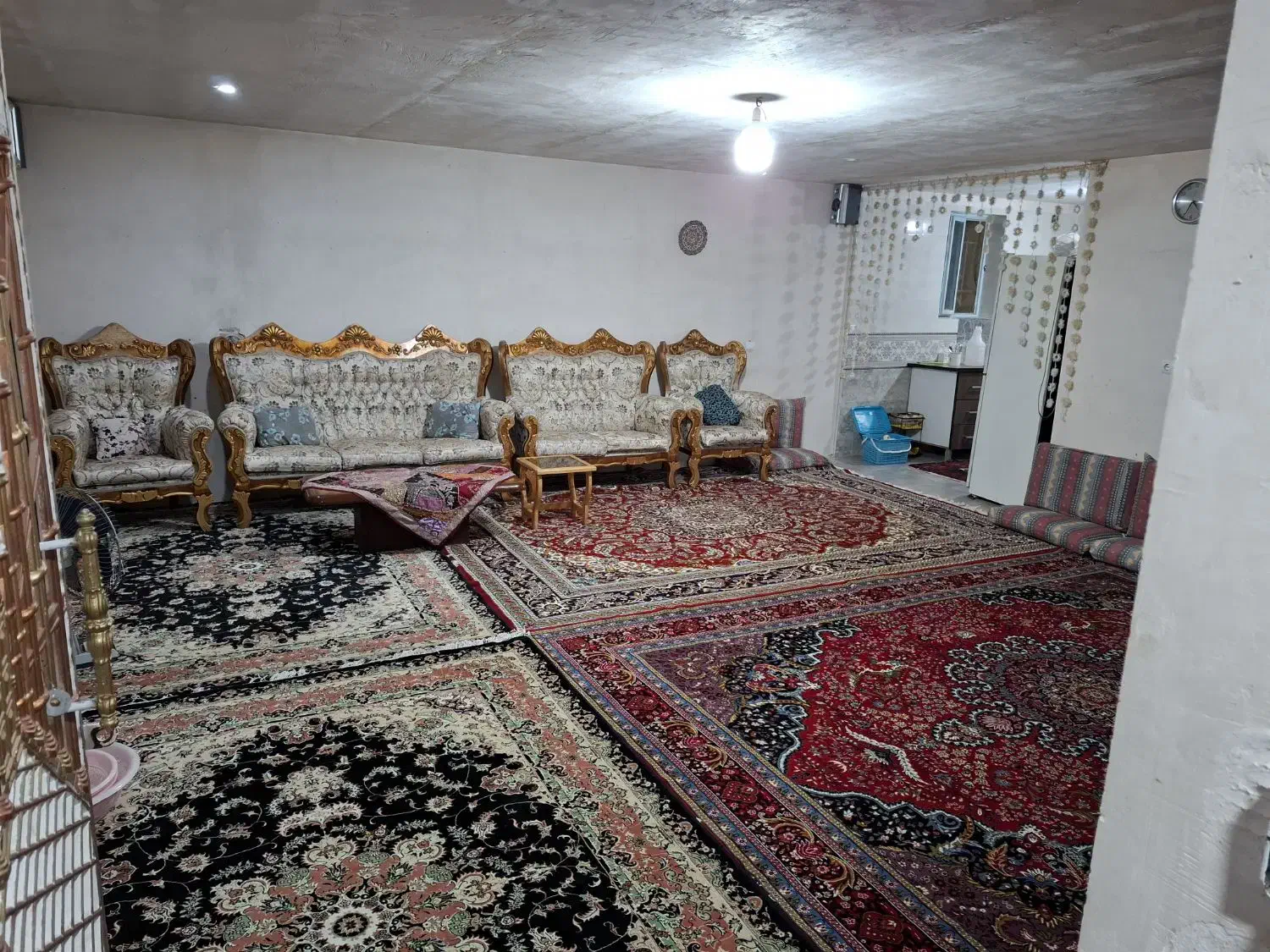 ویلا باغ شیک استخردار|اجارهٔ کوتاهمدت ویلا و باغ|سنندج, |دیوار