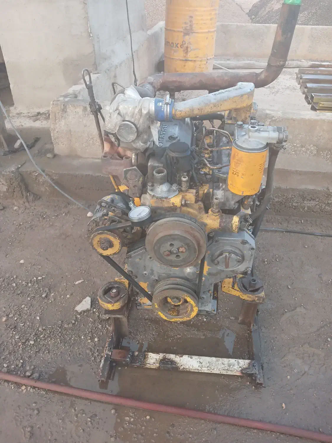 موتور کوماتسو 95 ال و مینی بوس فیات|خودرو سنگین|شاهرود, |دیوار