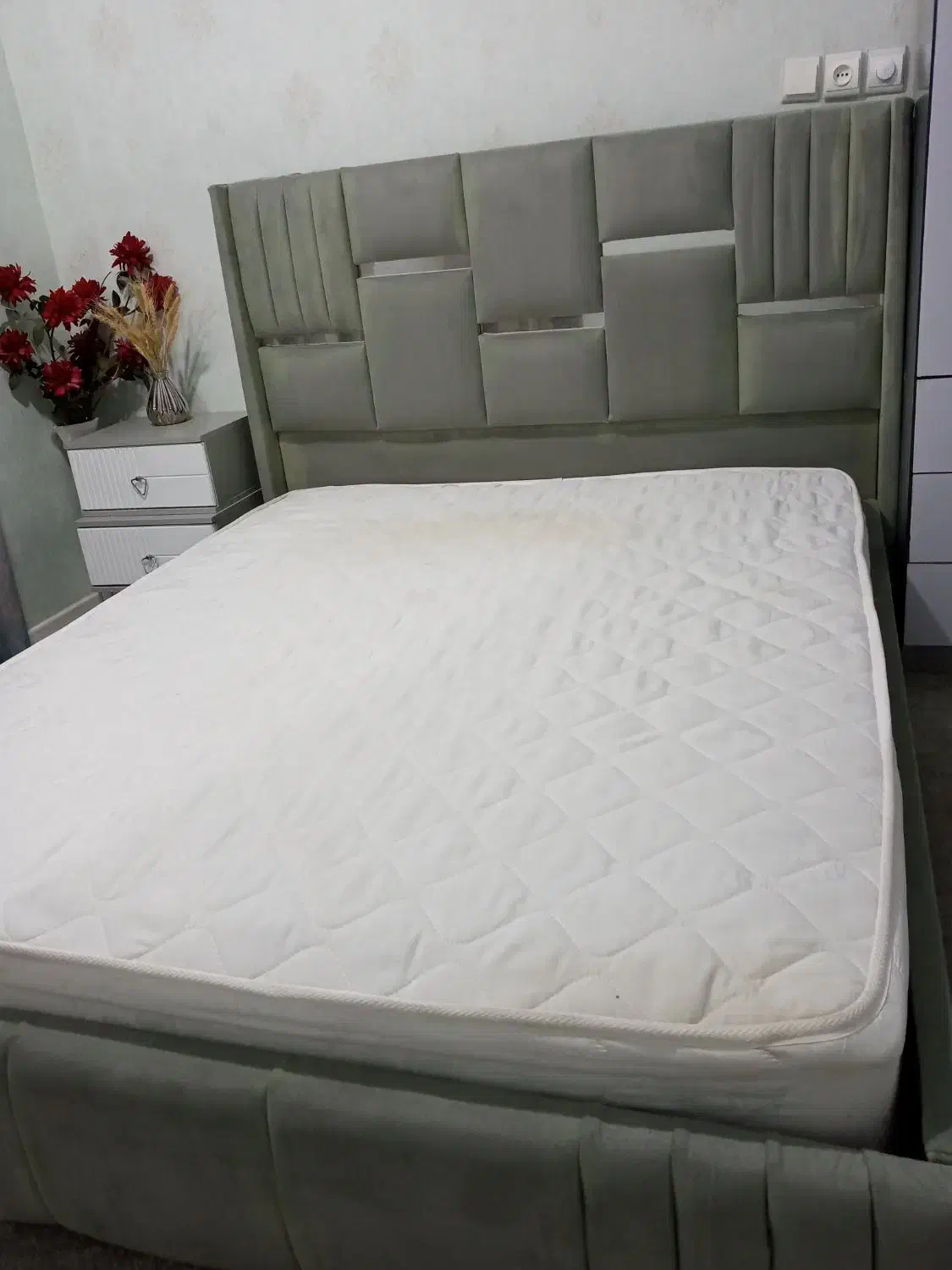 تخت خواب دو نفره|تخت و سرویس خواب|بندرعباس, |دیوار