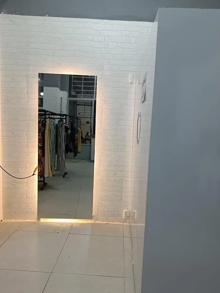 فروش دکوراسیون لباس فروشی|فروشگاه و مغازه|ایلام, |دیوار