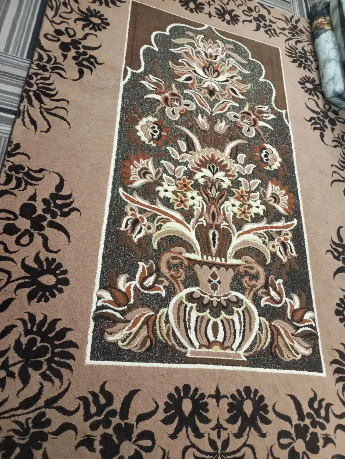 فرش فانتزی۶ متری|فرش|پارسآباد, |دیوار