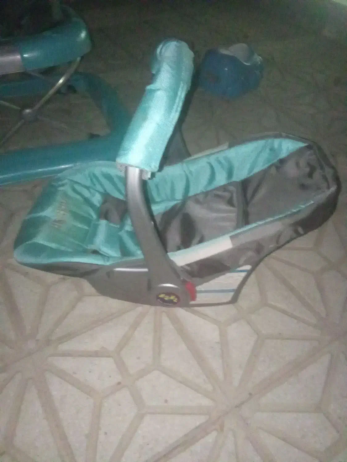 کریر کالسکه و روروک در حد نو|کالسکه و لوازم جانبی|ساوه, |دیوار