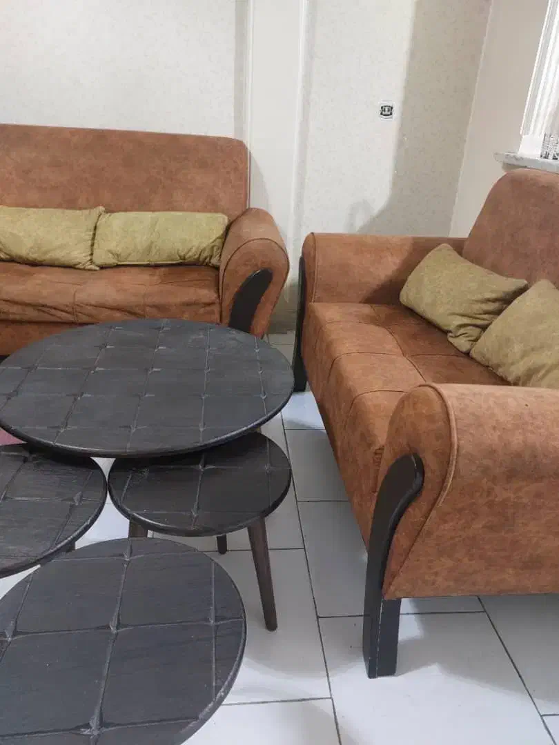 مبل۷نفره پارچه درجه یک و بدنه چوب عالی|مبلمان خانگی و میز عسلی|تهران, دکتر هوشیار|دیوار