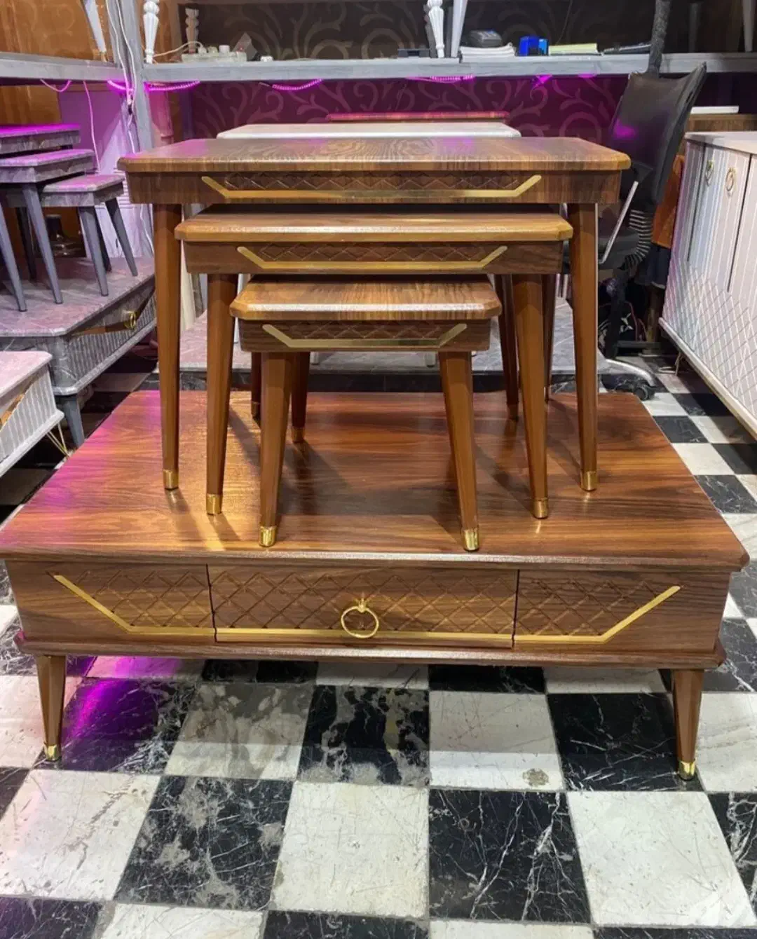 تولید جلومبلی و عسلی|مبلمان خانگی و میز عسلی|باقرشهر, |دیوار