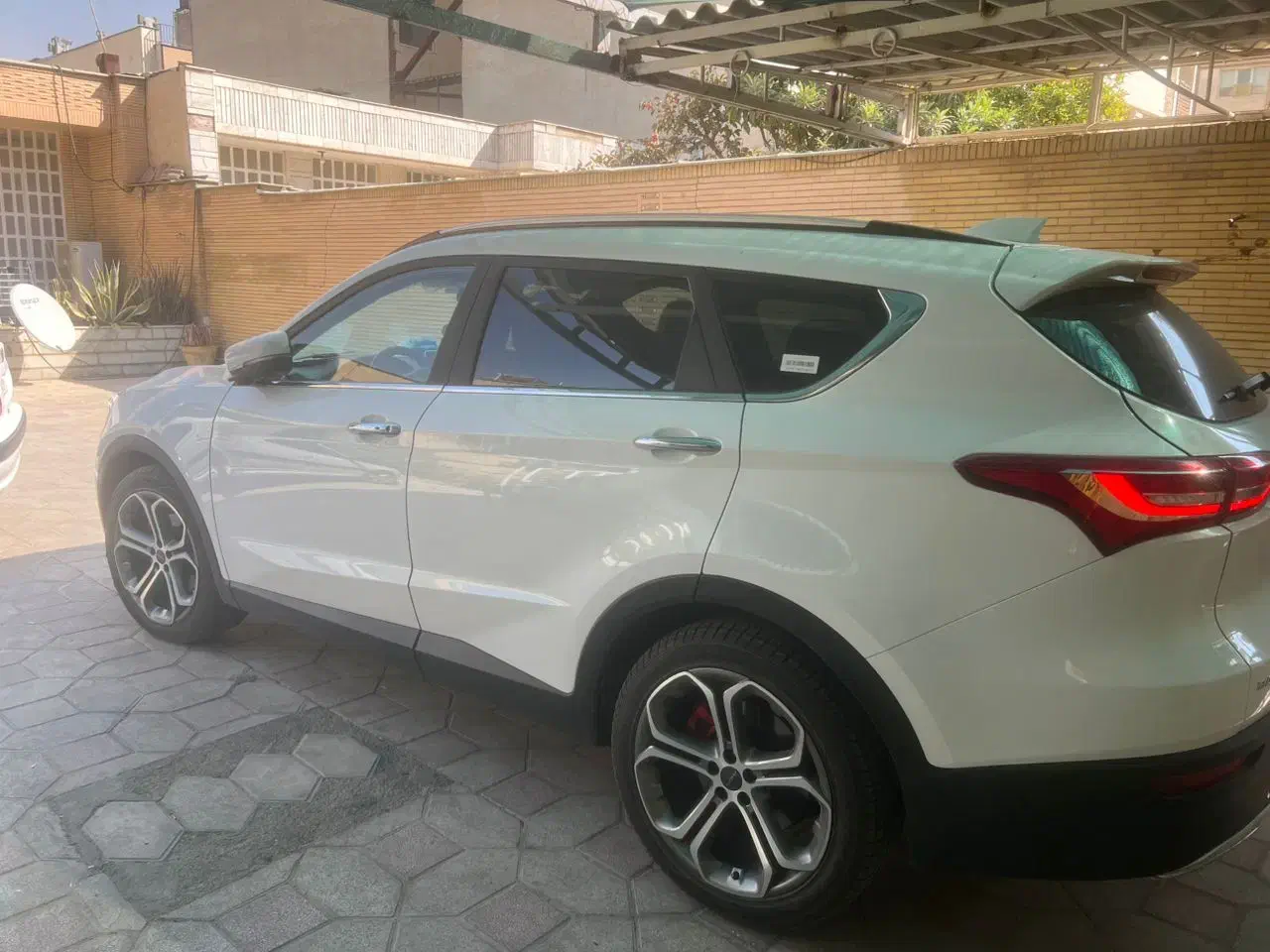 فیدلیتی پرایم 404|خودرو سواری و وانت|شیراز, سینما سعدی|دیوار