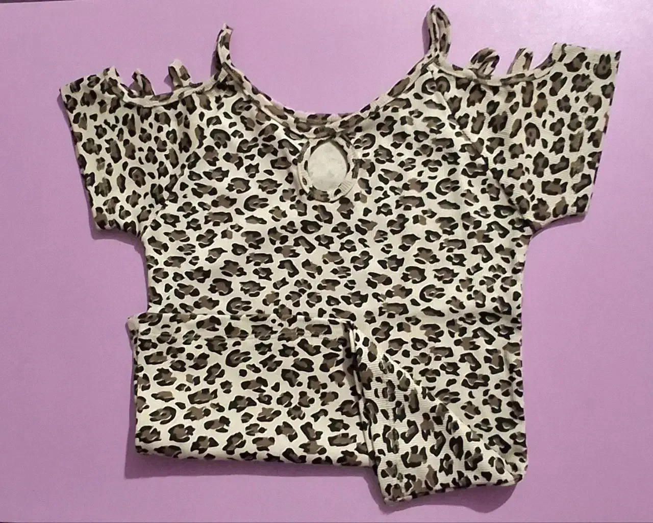 تاپ پلنگی سه حلقه|لباس|اراک, |دیوار