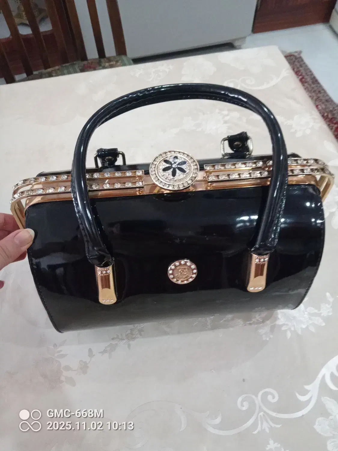 کیف|کیف، کفش، کمربند|کرج, مصباح|دیوار