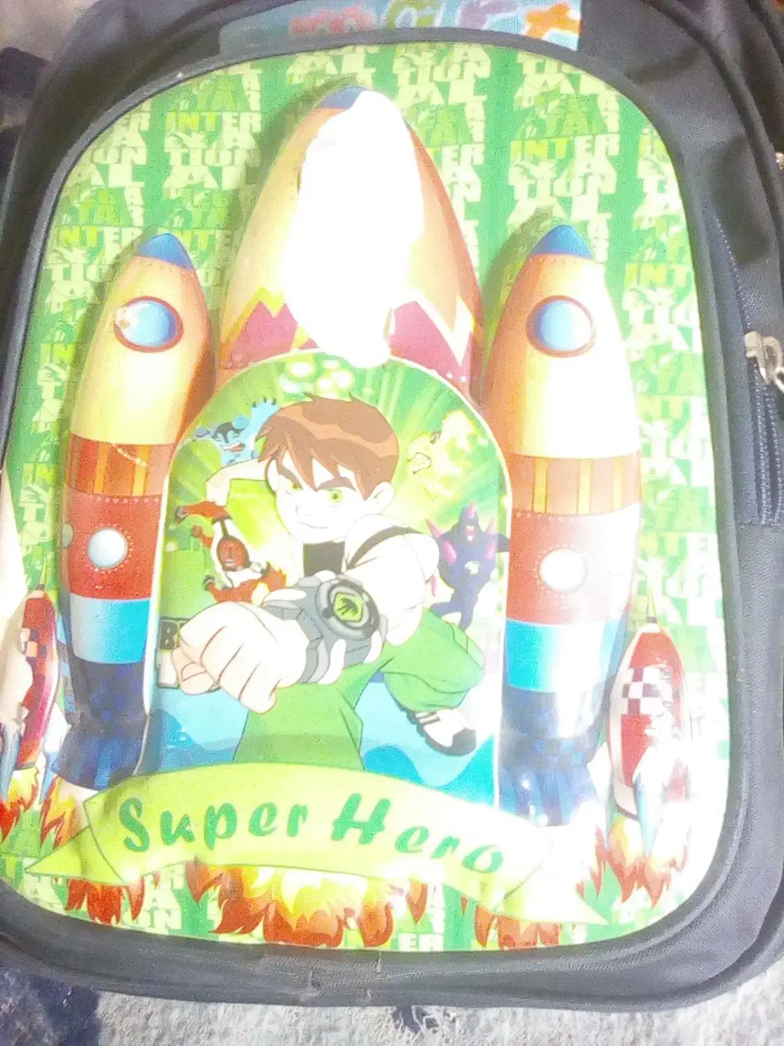 کوله پشتی|کیف، کفش، کمربند|دورود, |دیوار