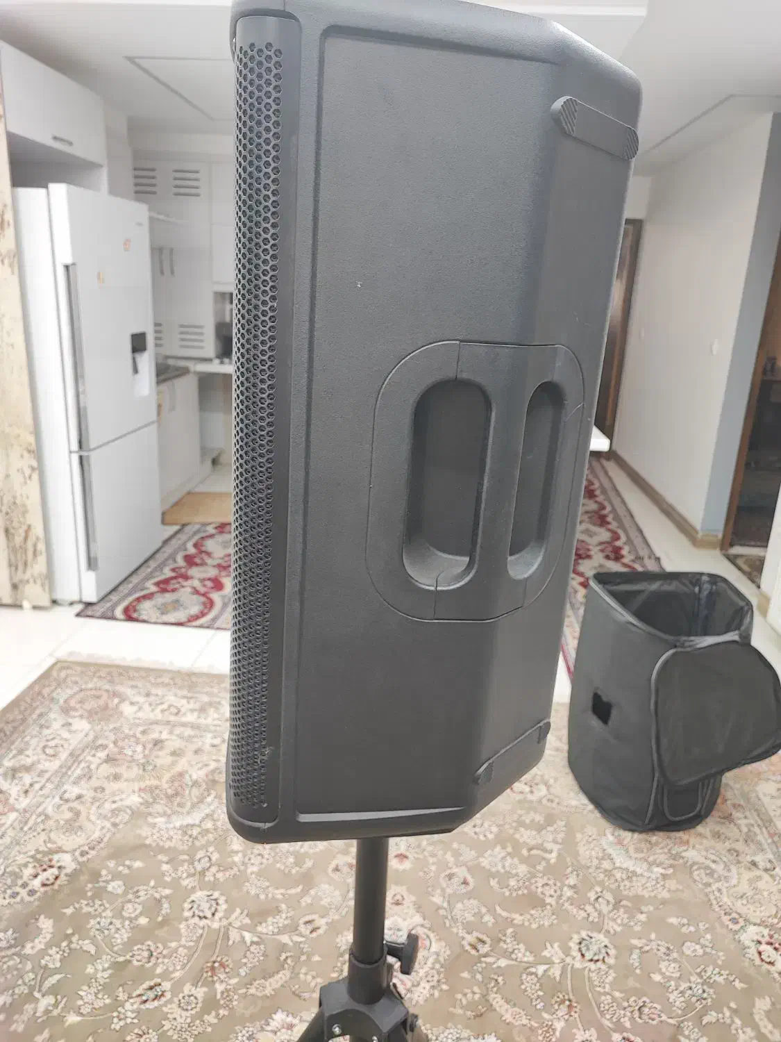 باند JBL 715، سالم، صدای قدرتمند|سیستم صوتی خانگی|شیراز, فرگاز|دیوار
