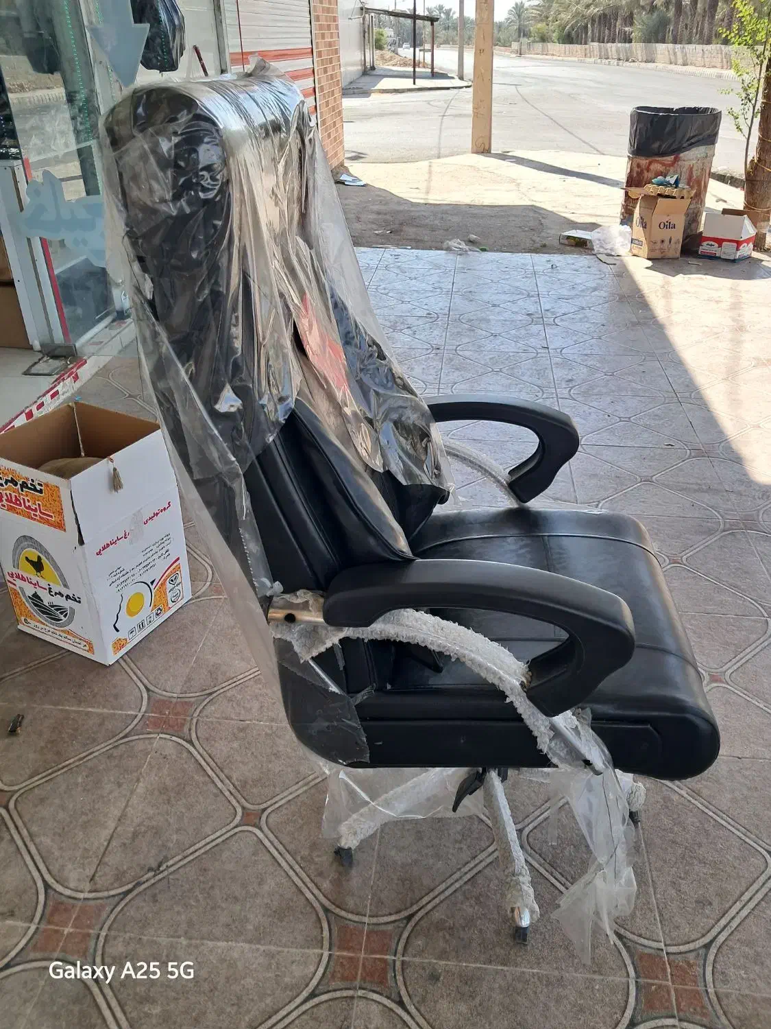 صندلی نو کم کارکرد قیمت مناسب|صندلی و نیمکت|بهبهان, |دیوار