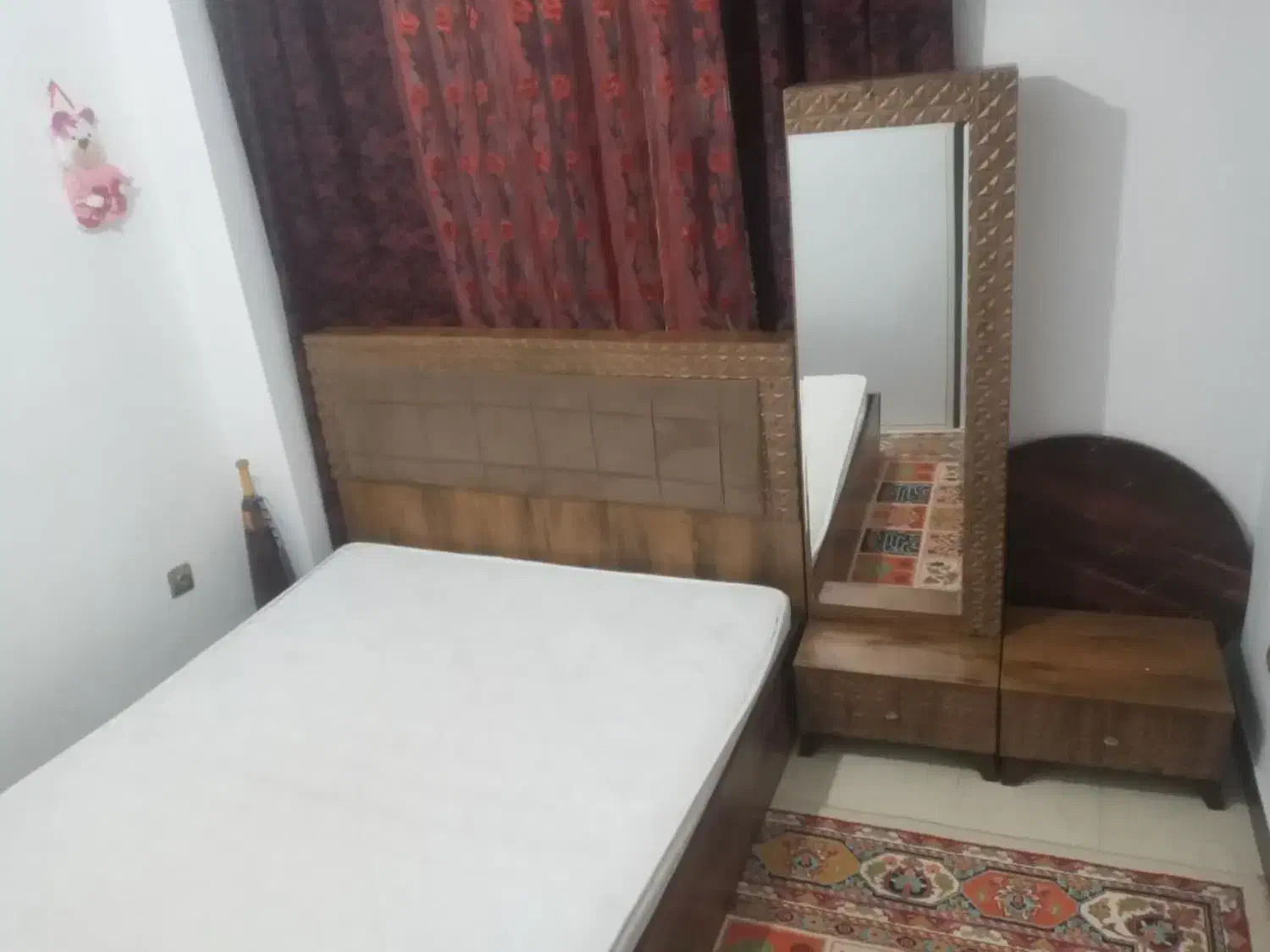 تخت خواب دونفره|تخت و سرویس خواب|قم, نیروگاه|دیوار