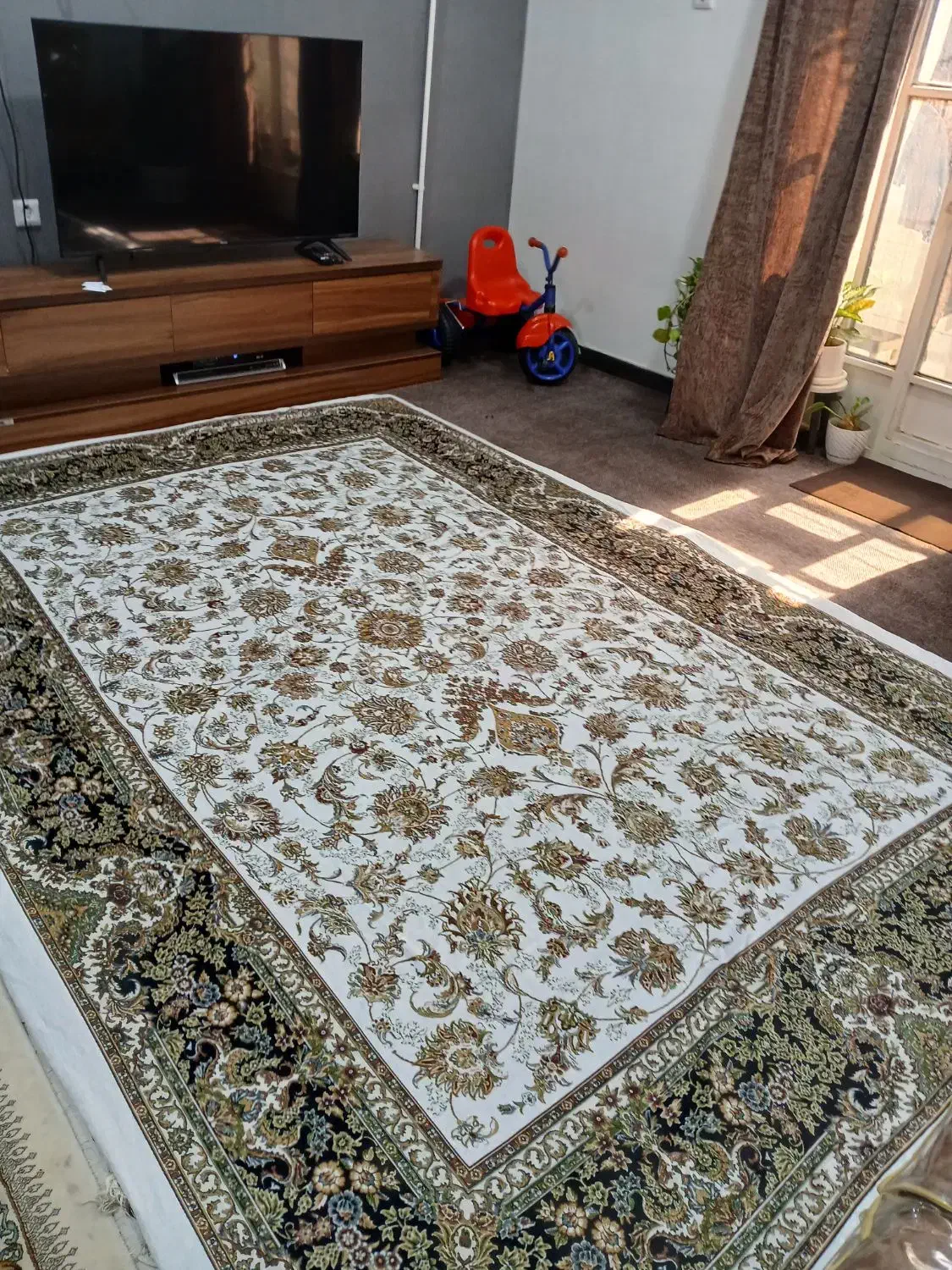 رو فرشی ها نو هستن|روفرشی|اهواز, ۲۰۰دستگاه|دیوار