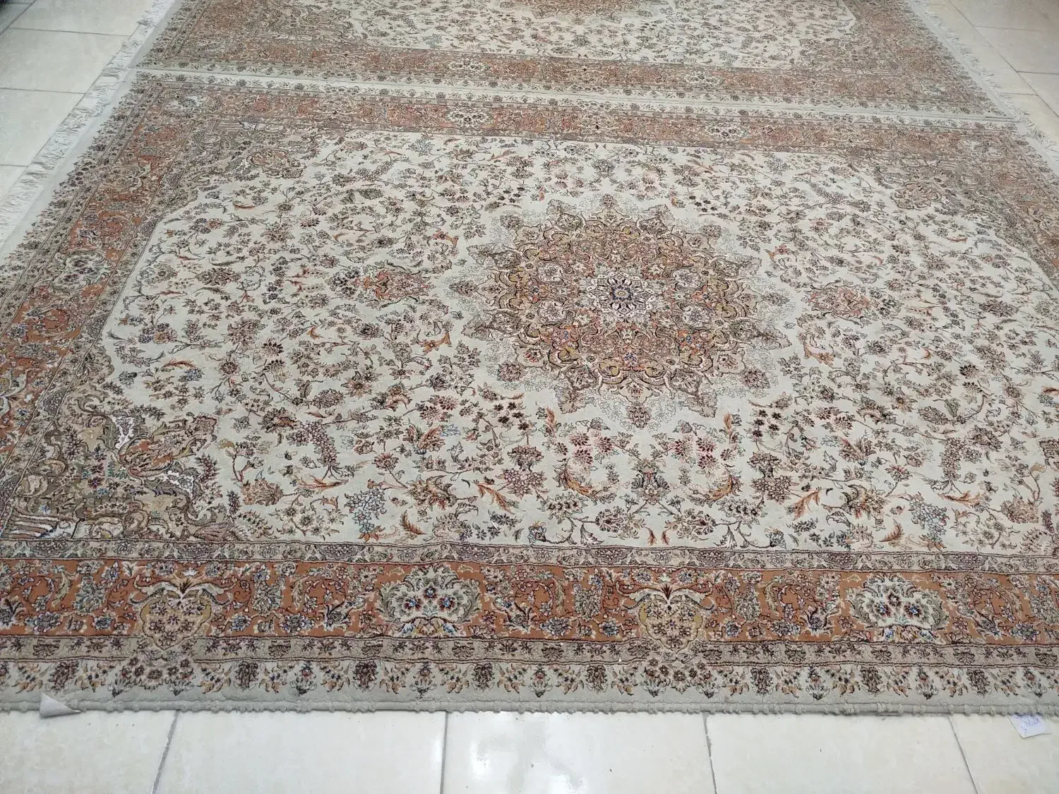 ۲عدد فرش ۶ متری ۱۲۰۰شانه درحدنو|فرش|محمودآباد, |دیوار