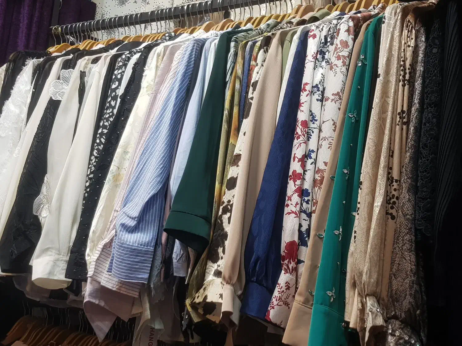 استخدام فروشنده خانم|استخدام خدمات فروشگاه و رستوران|تبریز, |دیوار