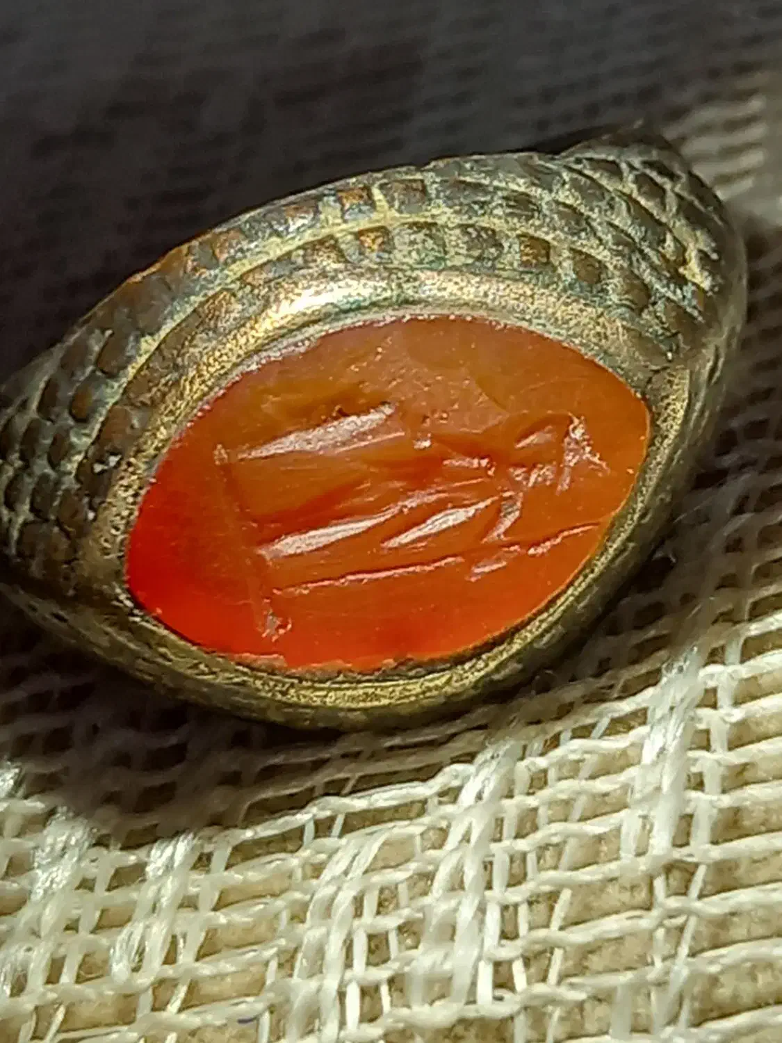 مهره های بسیار با ارزش و خاص|کلکسیون اشیاء عتیقه|جیرفت, |دیوار