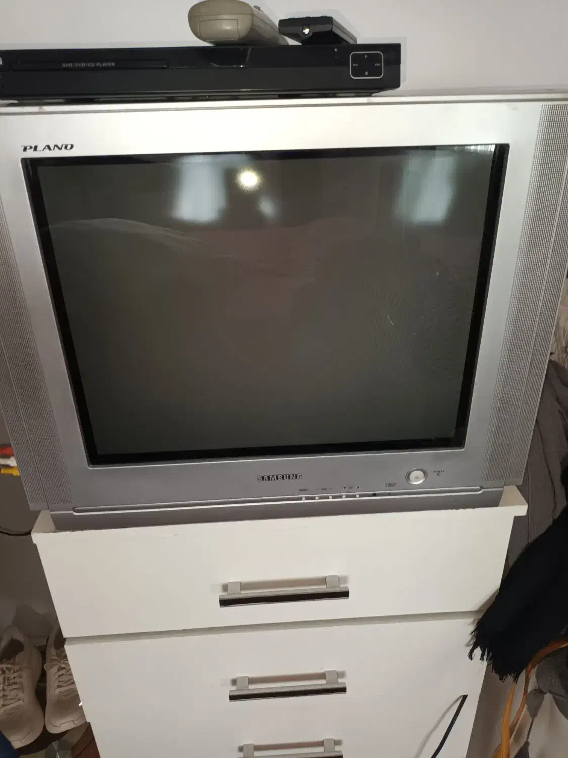 سامسونگ ۲۱ کاملا سالم با کنترول|تلویزیون و پروژکتور|رشت, نخودچر|دیوار