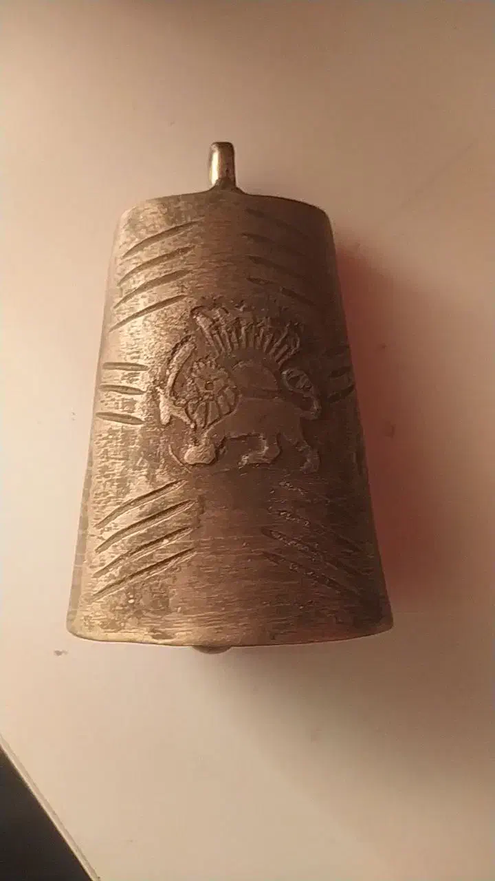 زنگ قدیمی،۸سانت|کلکسیون اشیاء عتیقه|شهرکرد, |دیوار