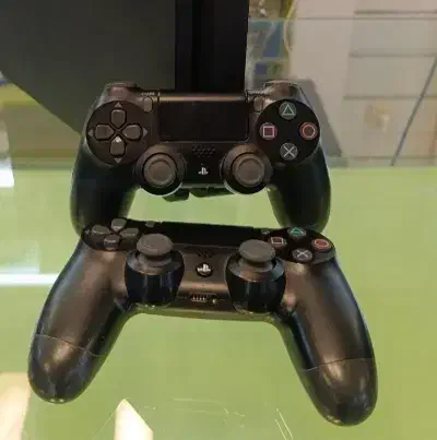 دسته ps 4|کنسول، بازی ویدئویی و آنلاین|اصفهان, باتون|دیوار