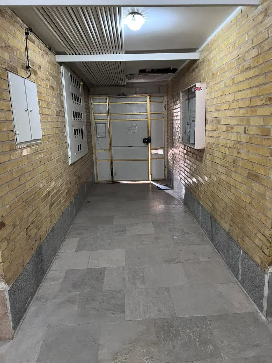 واحد خوش قیمت فول تمیز|فروش آپارتمان|هشتگرد, شهرک ارم غربی|دیوار