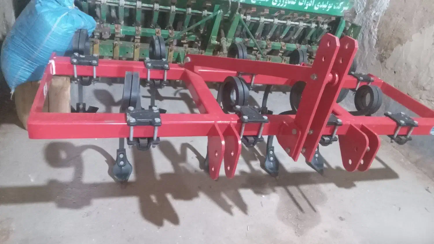 پنجه غازی|ماشین‌آلات صنعتی|دیواندره, |دیوار