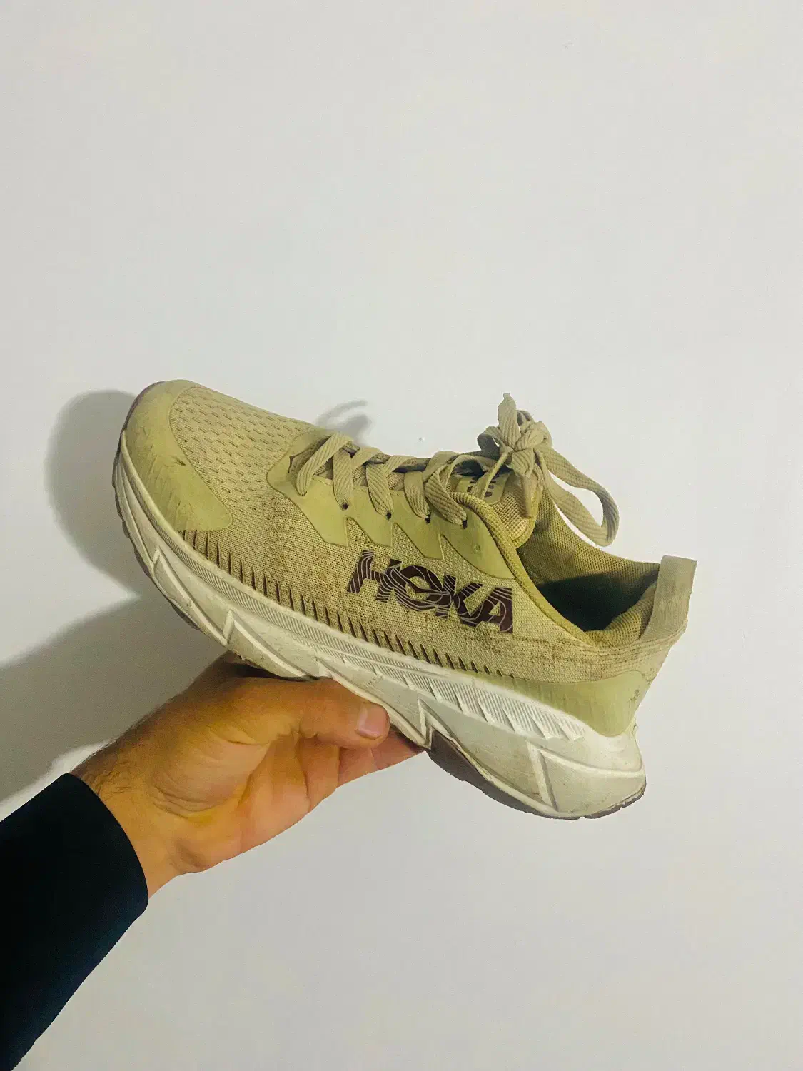 کفش هوکا|کیف، کفش، کمربند|جوانرود, |دیوار