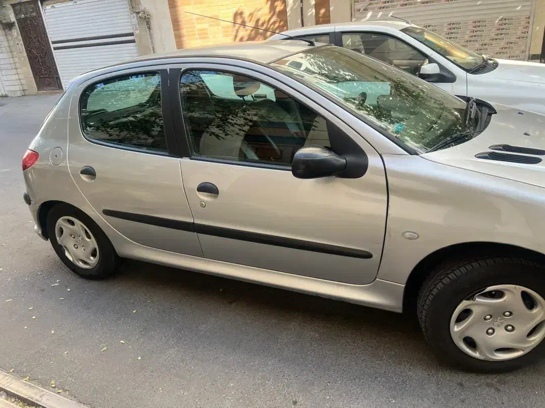 ۲۰۶ مدل۸۳ تیپ ۲|خودرو سواری و وانت|تهران, آهنگران (سراسیاب دولاب)|دیوار