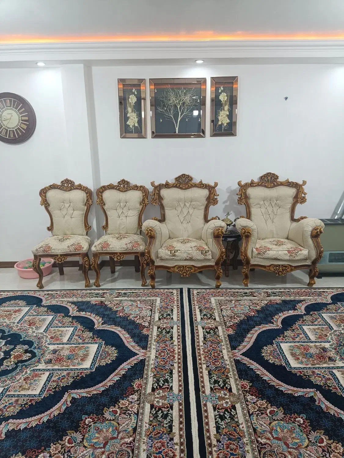 مبل سلطنتی|مبلمان خانگی و میز عسلی|محمدشهر, کوی بهار|دیوار