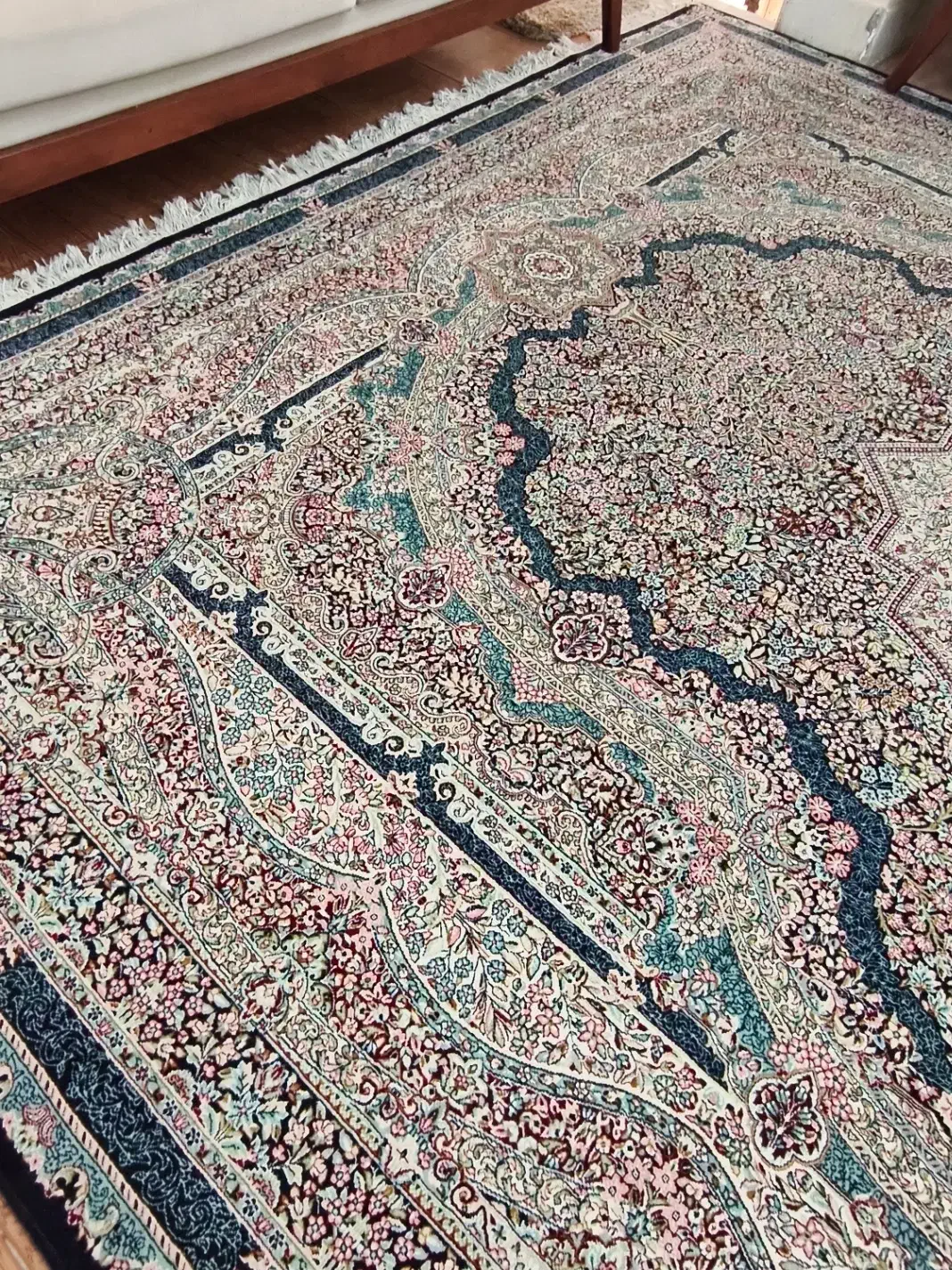 دوتخته فرش 12متری|فرش|گنبد کاووس, |دیوار