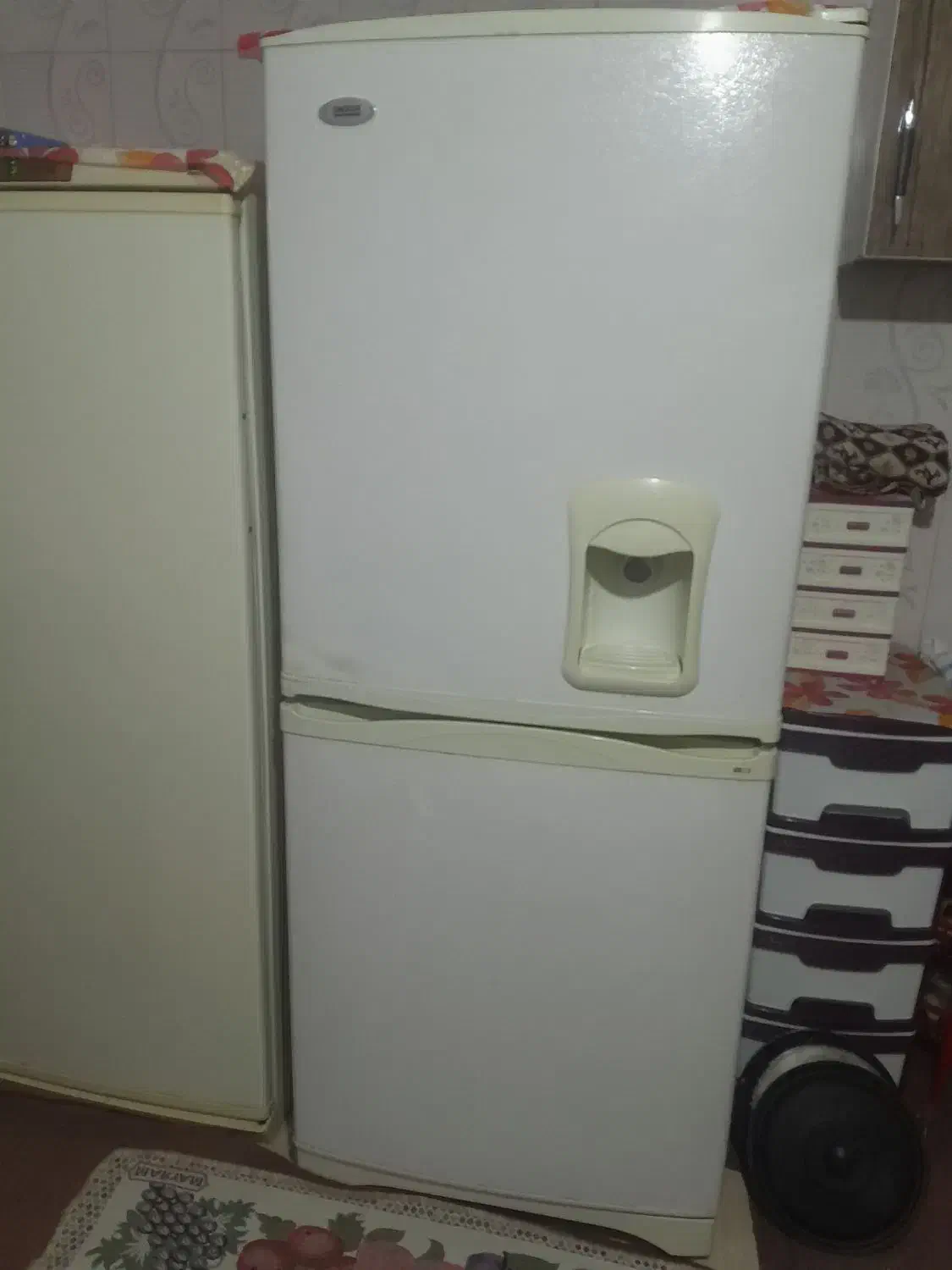 یخچال دو دَر تمیز|یخچال و فریزر|اقبالیه, |دیوار