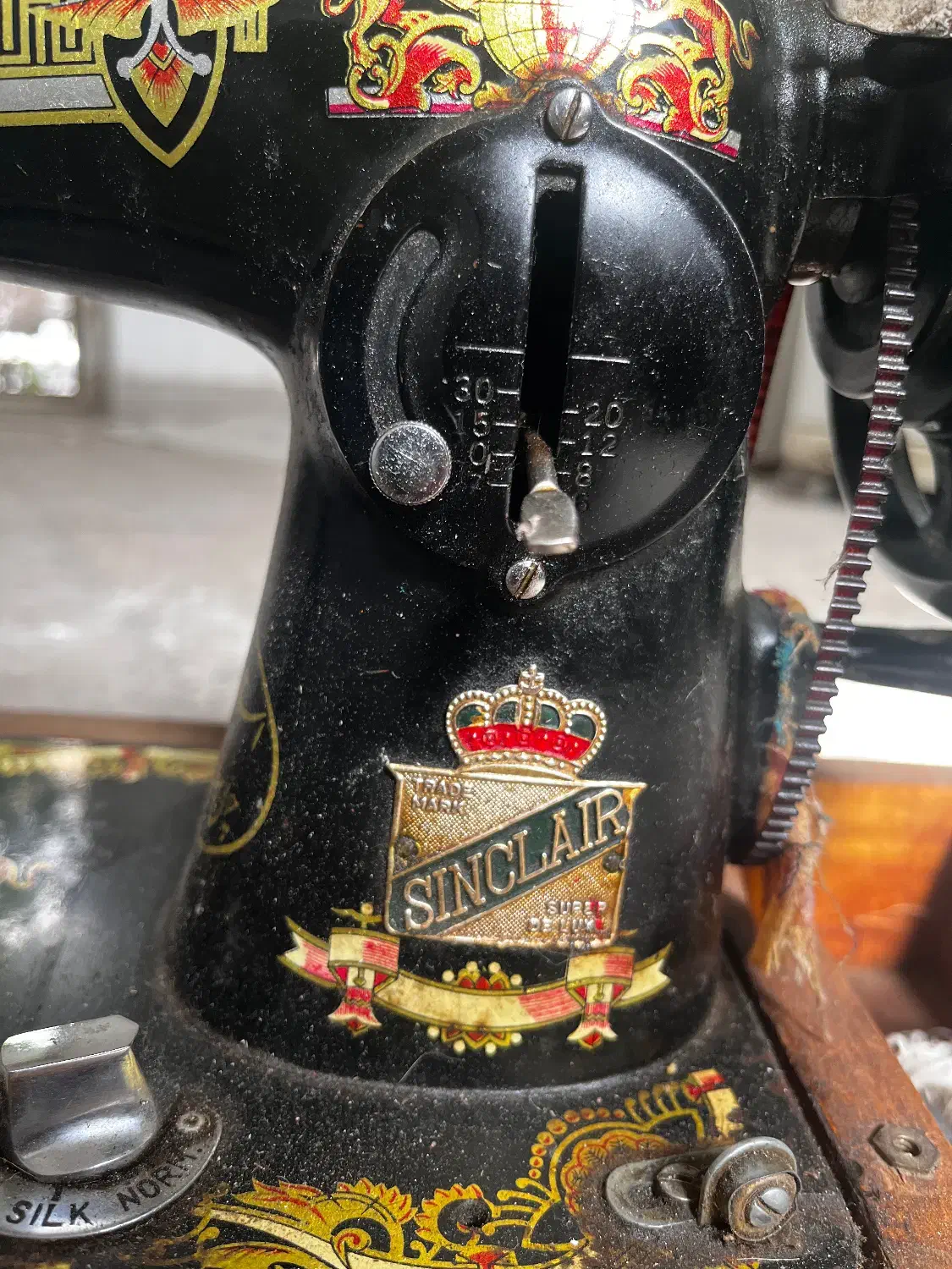 چرخ خیاطی|چرخ خیاطی و ریسندگی|سمنان, |دیوار