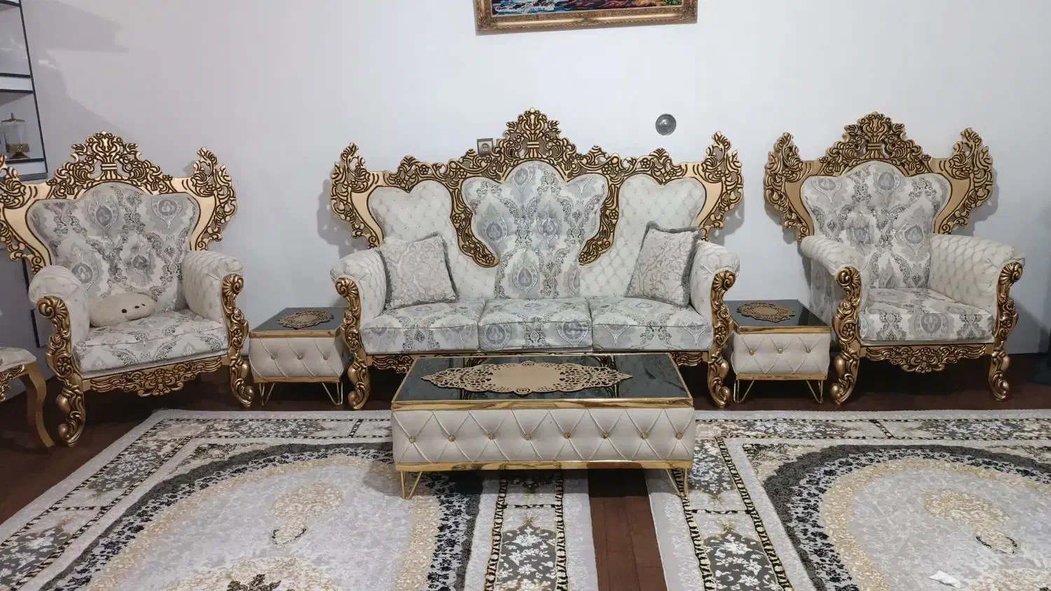 مبل در حد نو|مبلمان خانگی و میز عسلی|سلماس, |دیوار