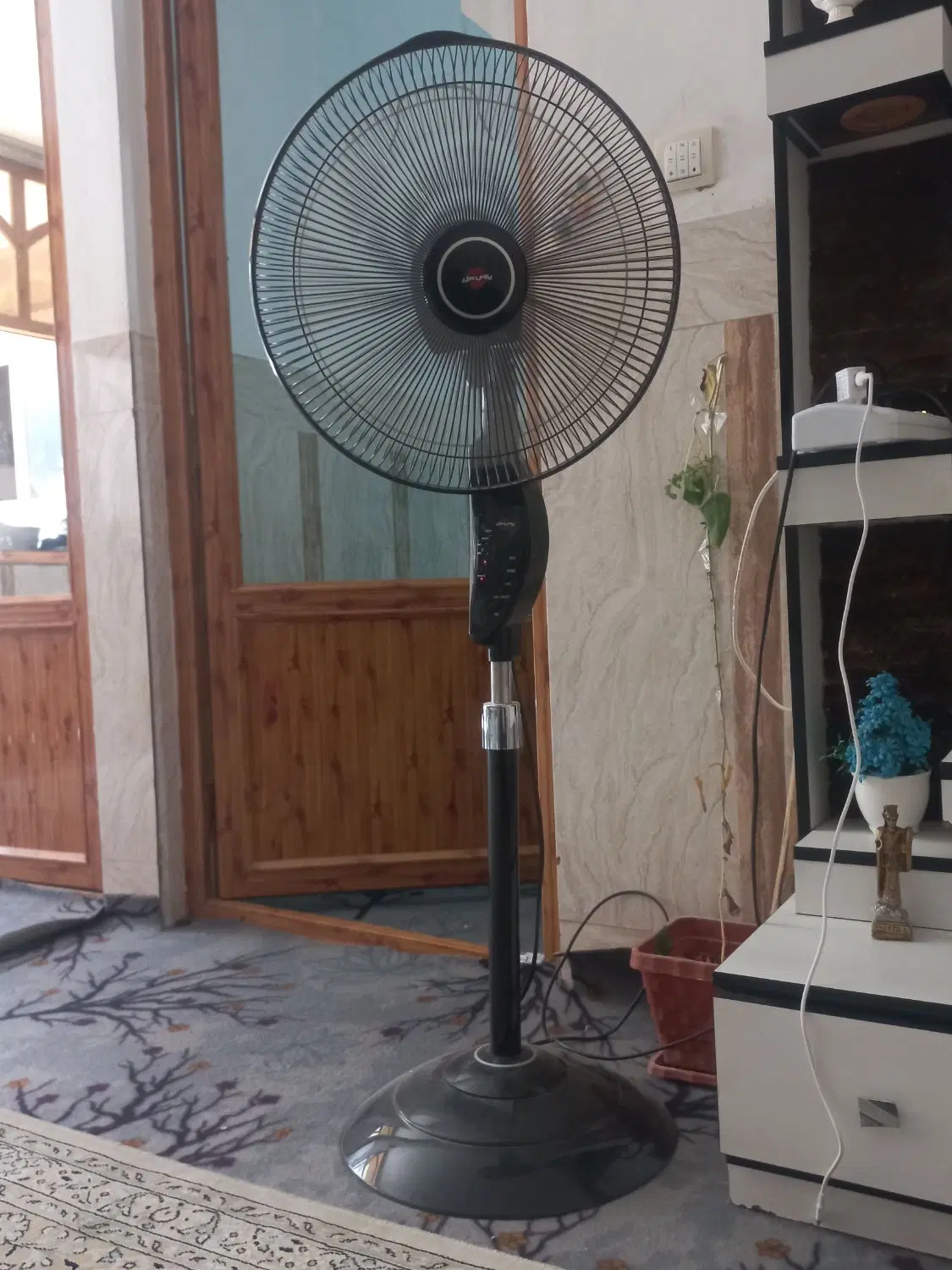 پنکه|پنکه و تصفیهکنندهٔ هوا|خمینیشهر, |دیوار