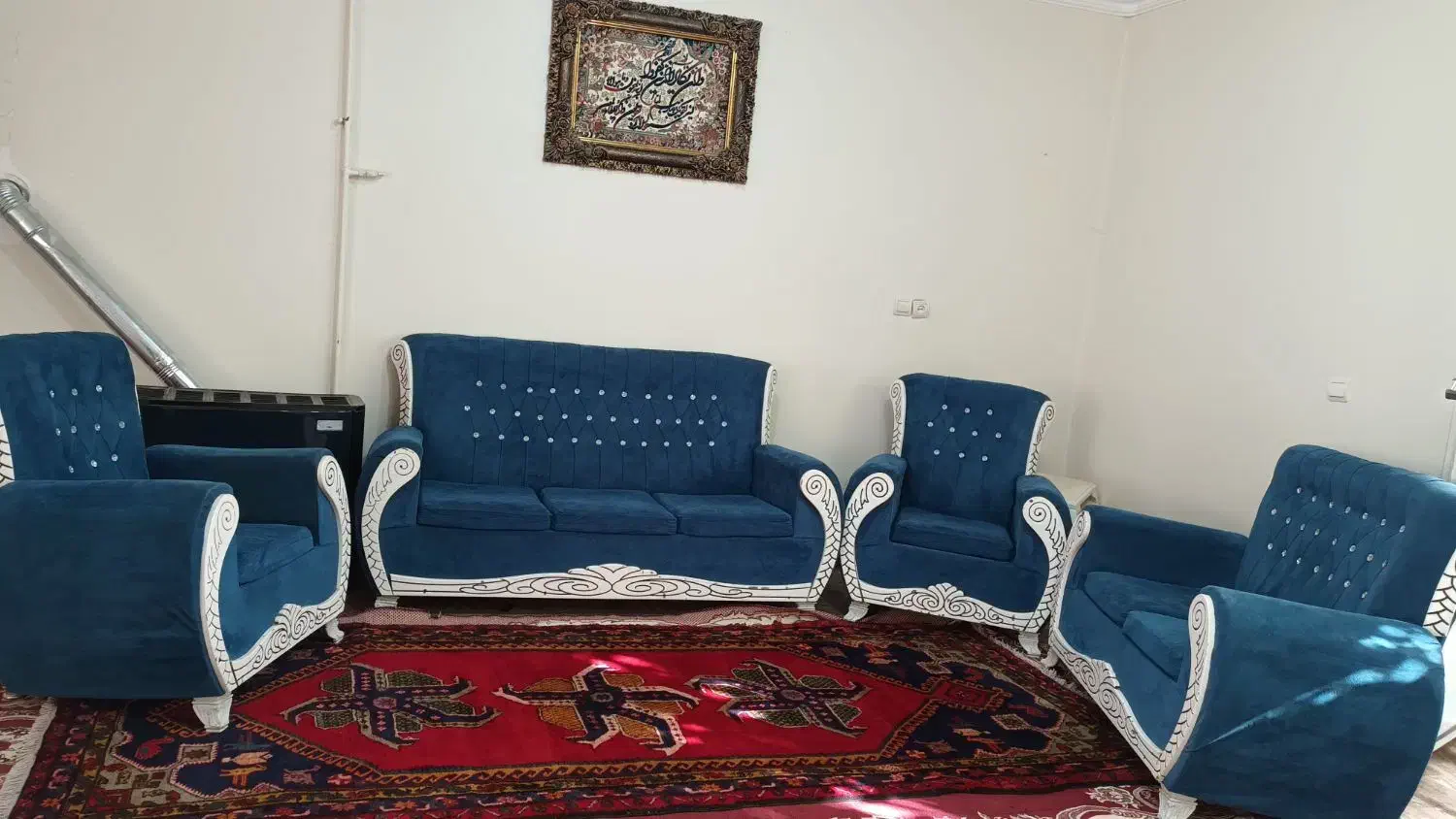 مبل و دو عدد در|مبلمان خانگی و میز عسلی|خلخال, |دیوار