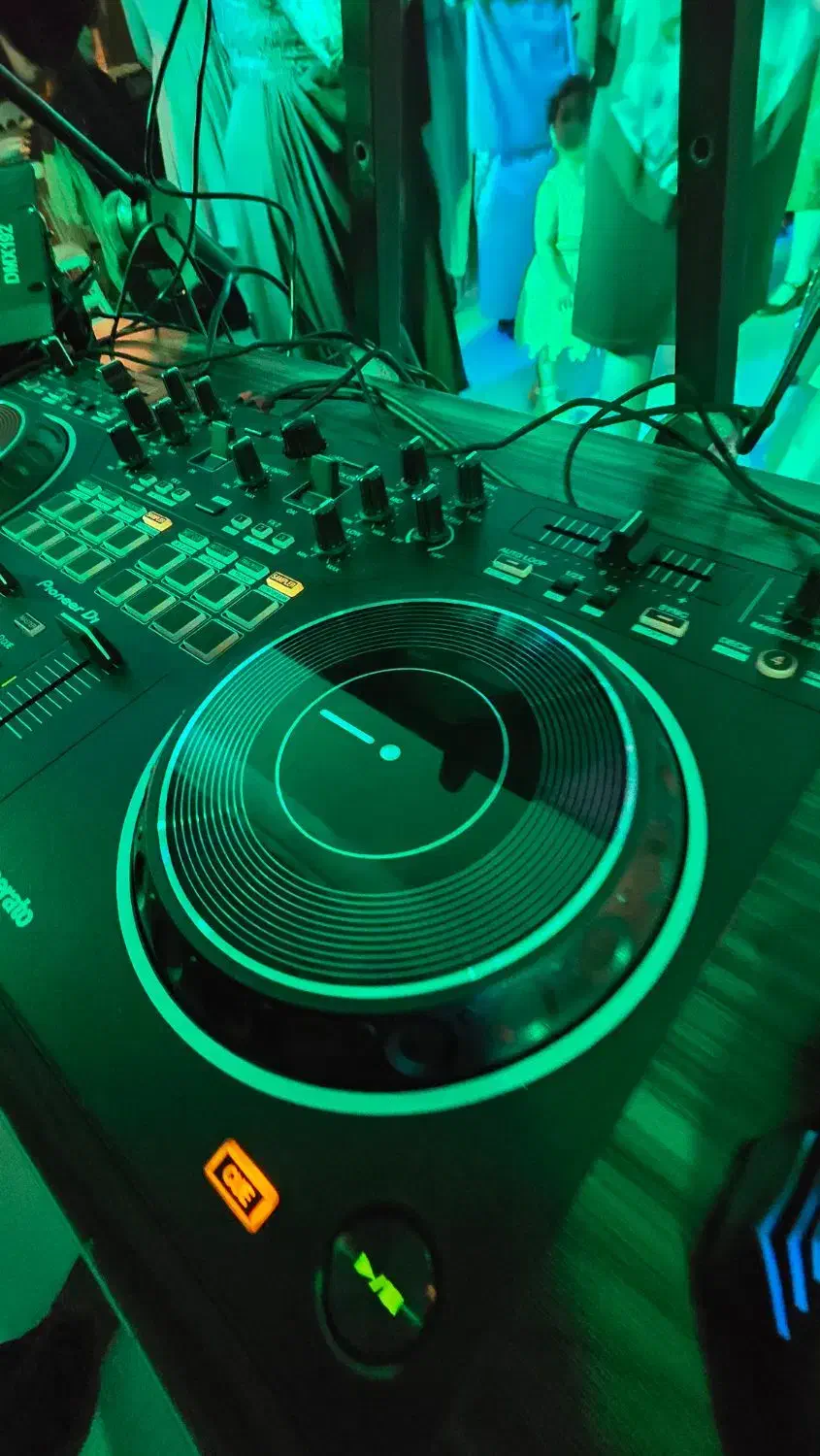 دیجی حرفه ایی لایو‌ ریمیکس|خدمات پذیرایی، مراسم|اهواز, زیتون کارمندی|دیوار