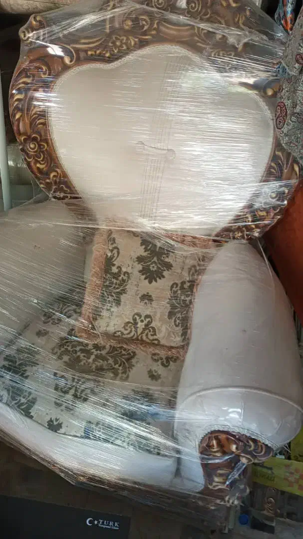 مبل سلطنتی ۹ نفره به همراه میز ناهارخوری ۸ نفره|مبلمان خانگی و میز عسلی|حمیدیا, |دیوار