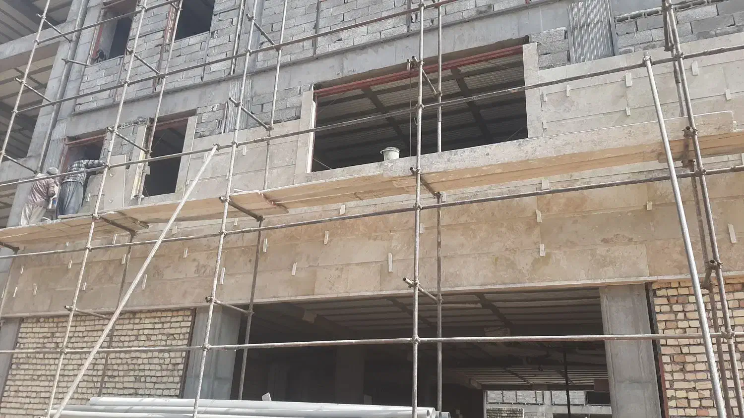 به یک استاد سنگکار نیاز مندیم به صورت روزمزدی|استخدام معماری، عمران و ساختمانی|قم, شهرک قدس|دیوار