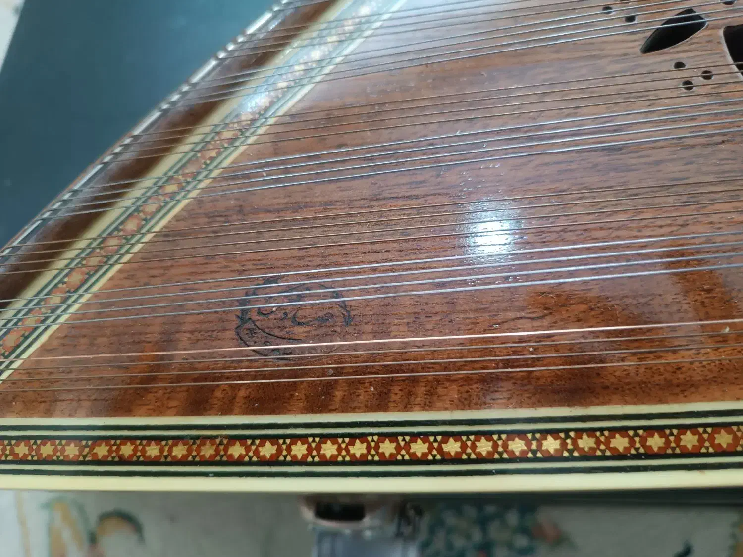 سنتور. صادقی|سازهای سنتی|قزوین, |دیوار