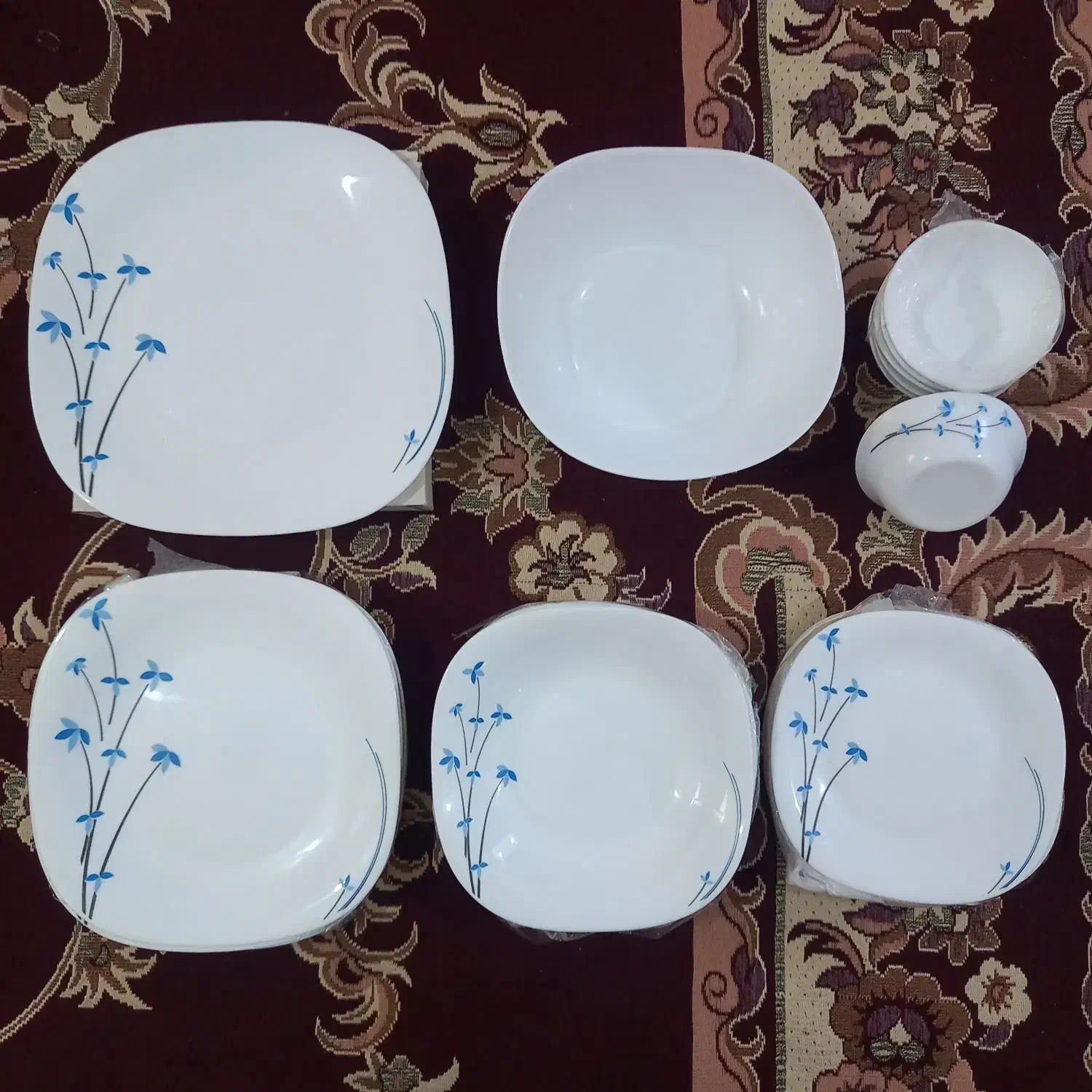 حراج سرویس غذا خوری|ظروف سرو و پذیرایی|میناب, |دیوار