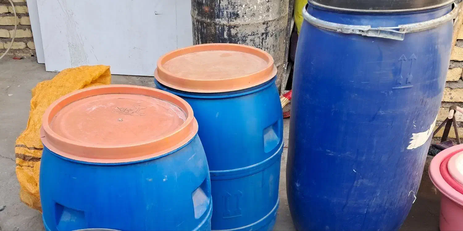 بشکه|ظروف نگهدارنده، پلاستیکی، یک‌بارمصرف|تاکستان, |دیوار