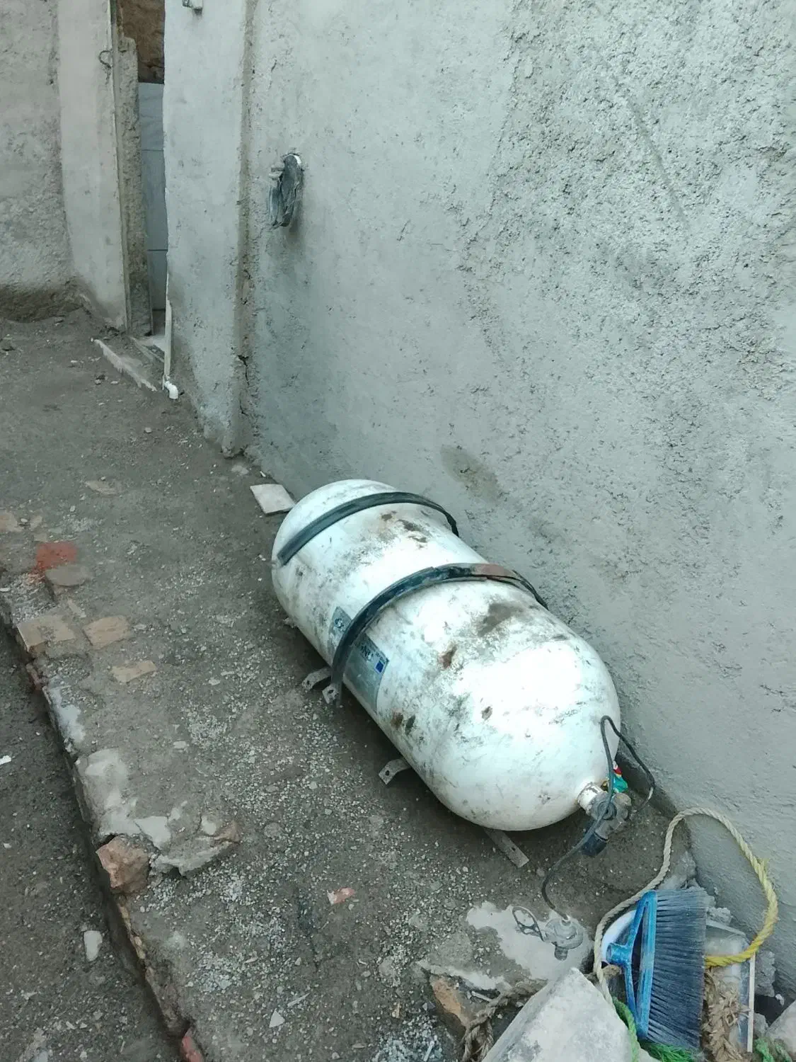 کپسول CNG|قطعات یدکی و لوازم جانبی|نیشابور, شهرک فرهنگیان|دیوار