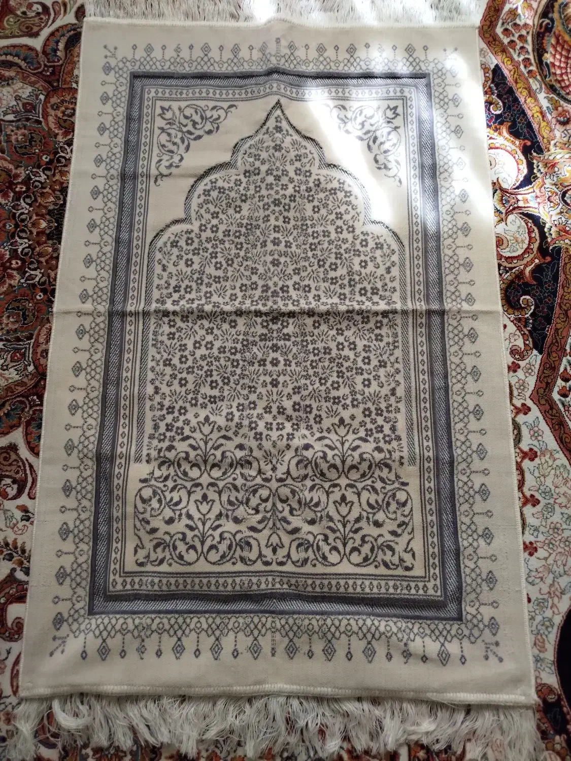 سجاده ریشه دار نو|فرش|تهران, حکیمیه|دیوار