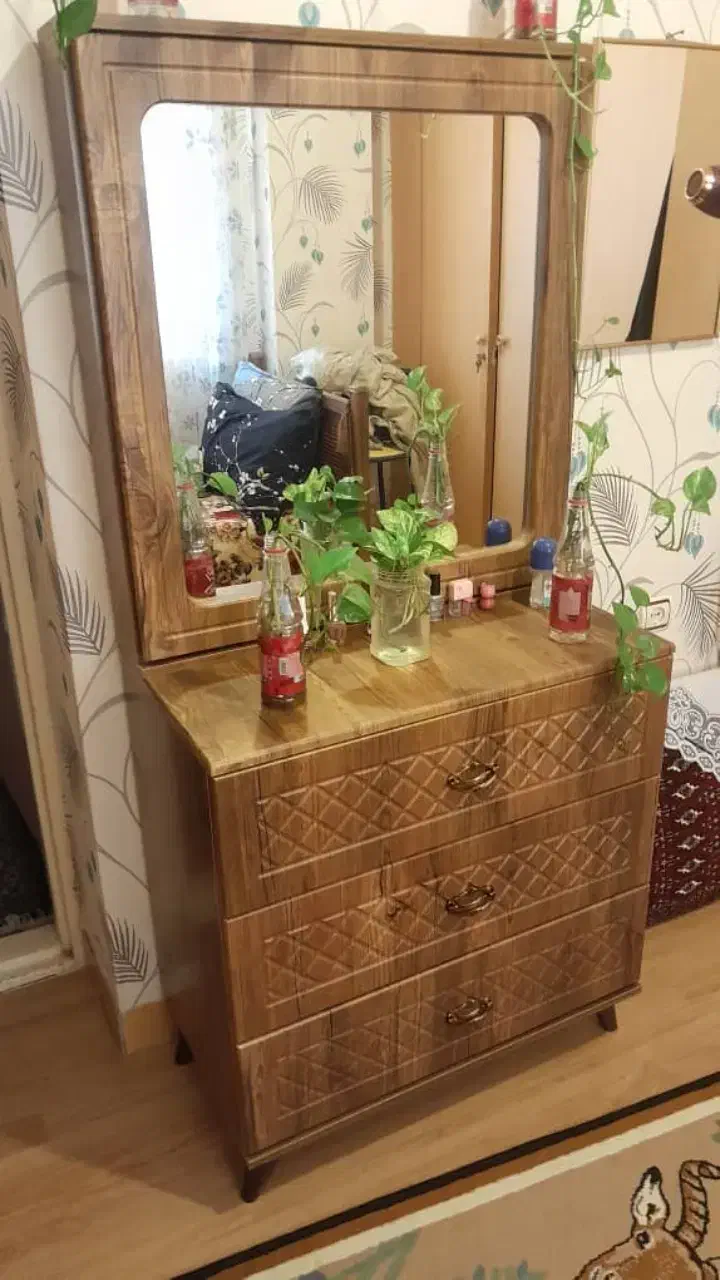 دراور آیینه دار|جاکفشی، کمد، دراور|لاهیجان, گلستان|دیوار