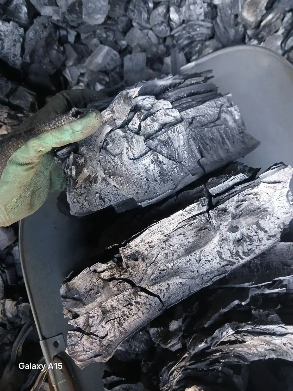 ذغال کبابی(چوب و فشرده) و قلیان (شمش و برش خورده)|عمدهفروشی|تبریز, |دیوار