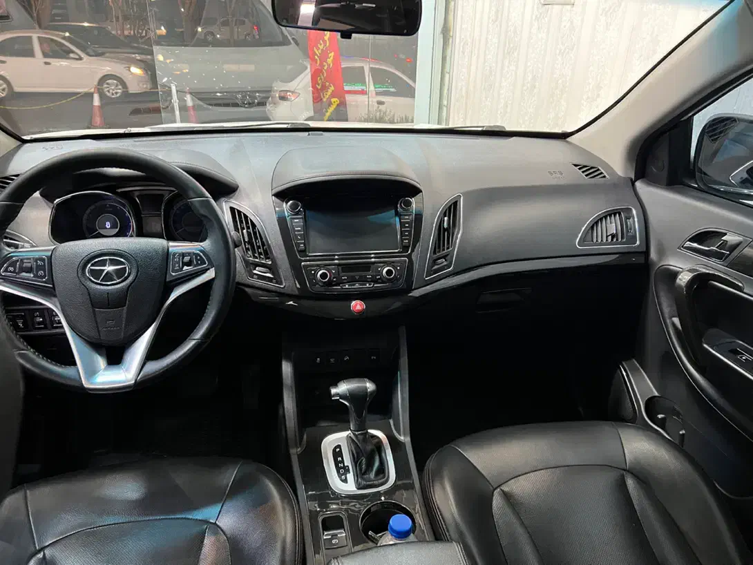 جک s5بدونه نقطه ۱۳۰تاکار واقعی مشابه صفر|خودرو سواری و وانت|کرج, مهرویلا شمالی|دیوار